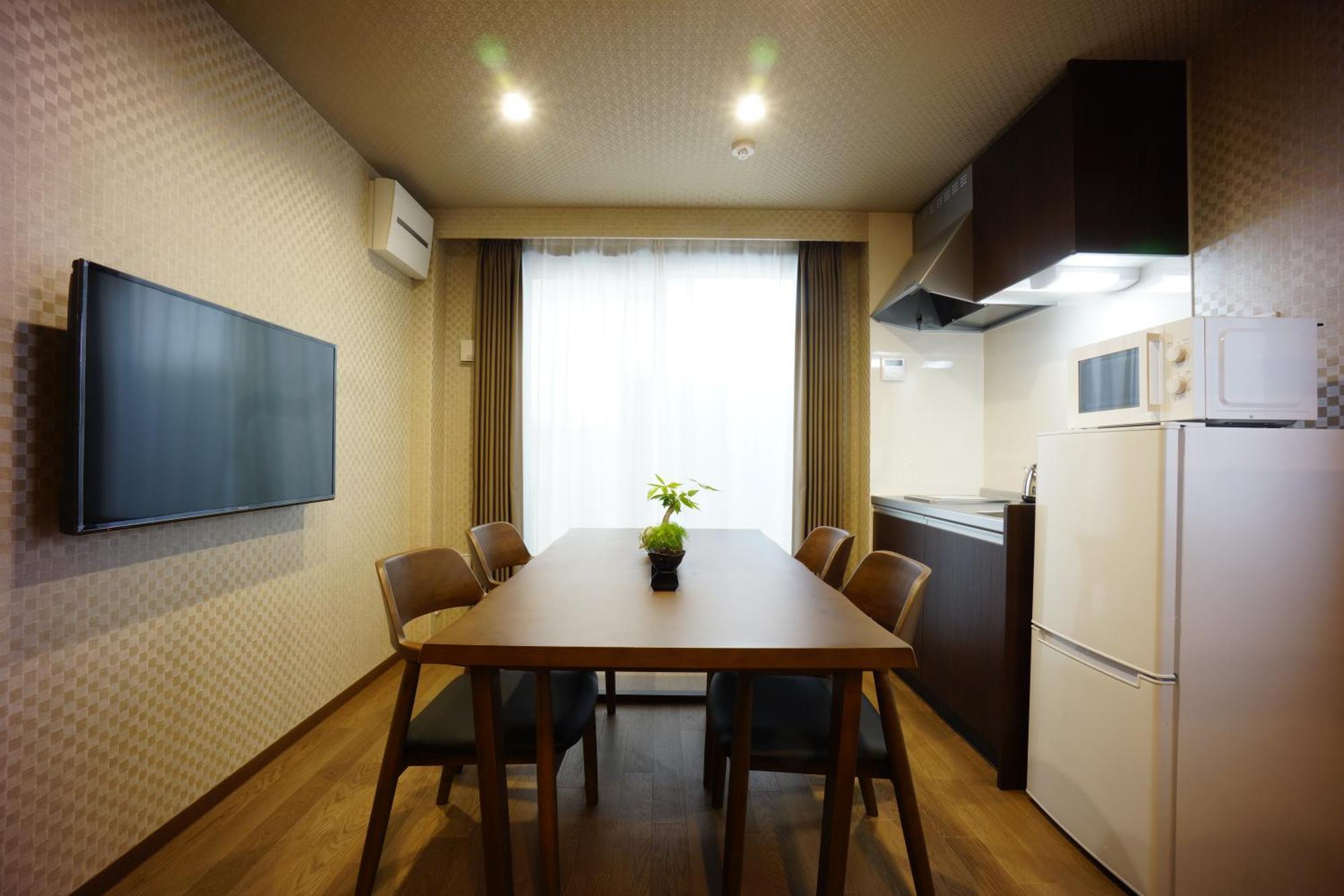 Rona Hotel Tokyo Esterno foto